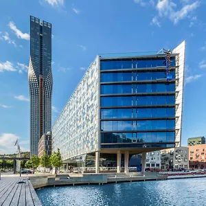 Отель Radisson Blu Riverside